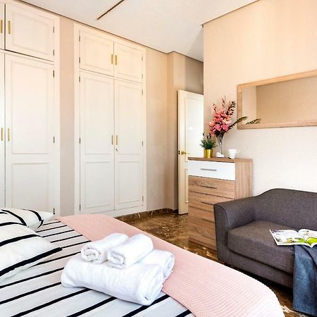 Hsh Suites Republica Seville Ngoại thất bức ảnh