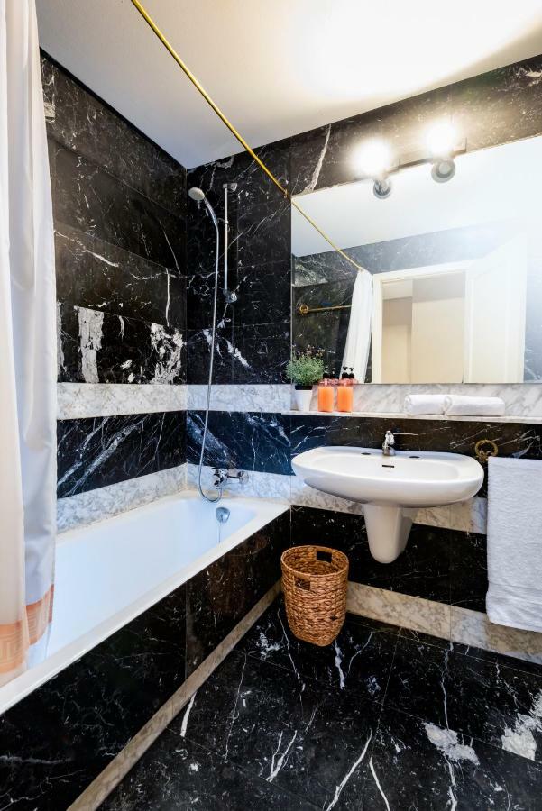 Hsh Suites Republica Seville Ngoại thất bức ảnh